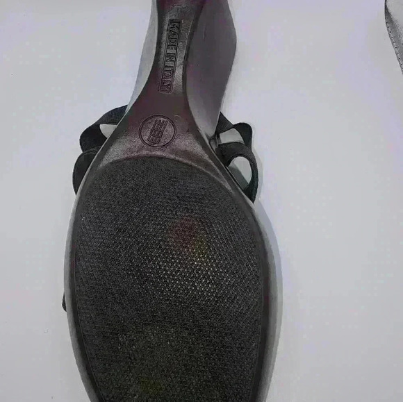 Damiani's Italian Made Sandal Size 8 - Picture 6 of 7